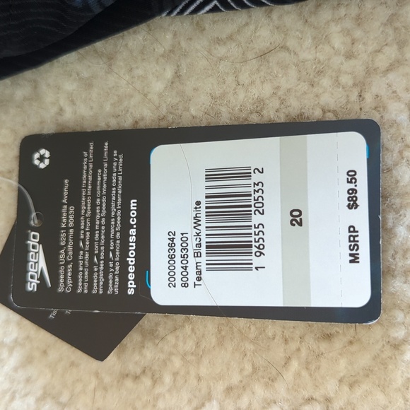 New Speedo Endurance+, Black/White, Size 20 - Picture 6 of 7